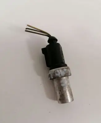 Skoda Octavia Mk2 (1Z) Air conditioning (A/C) pressure sensor 5K0959126
