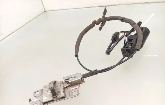 Audi A8 S8 D3 4E Tailgate/trunk/boot lock/catch/latch 4E0827383C