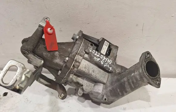 Peugeot 208 EGR valve 50563908