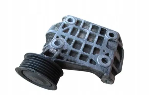 Audi Q7 4L Generator/alternator bracket 
