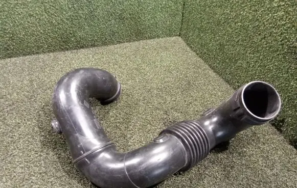 Renault Master III Air intake duct part 165554107R 70356875