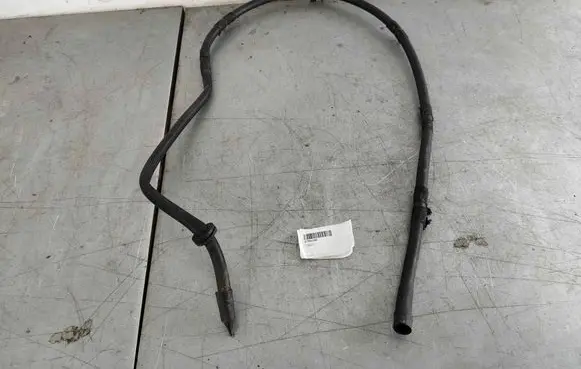 Maserati Quattroporte Headlight washer hose/pipe 67984300
