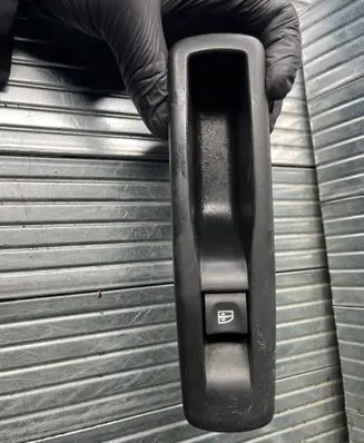 Renault Scenic III - Grand scenic III Electric window control switch 829500004R 00254250