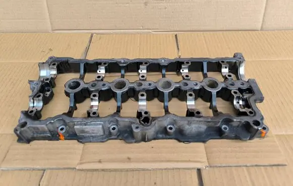 Ford Focus Engine head 9812647280