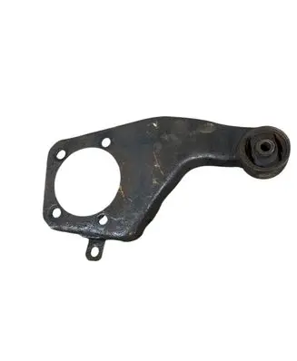 Mitsubishi Pajero Front differential bracket 