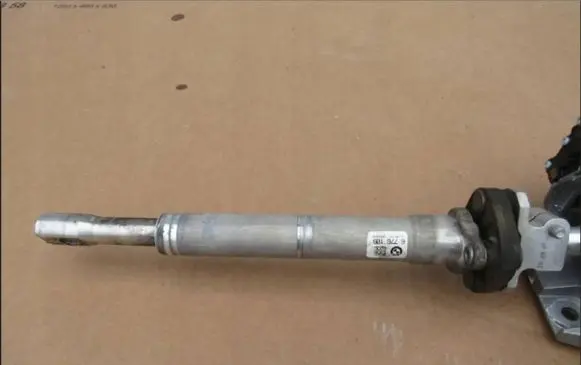BMW 5 F10 F11 Steering column universal joint 6776109