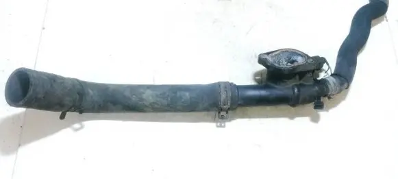Audi A3 S3 8P Engine coolant pipe/hose 03G121132B