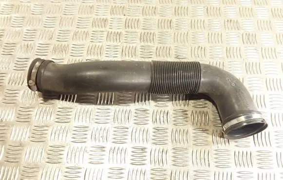 Opel Astra H Air intake hose/pipe 55559548 551020308