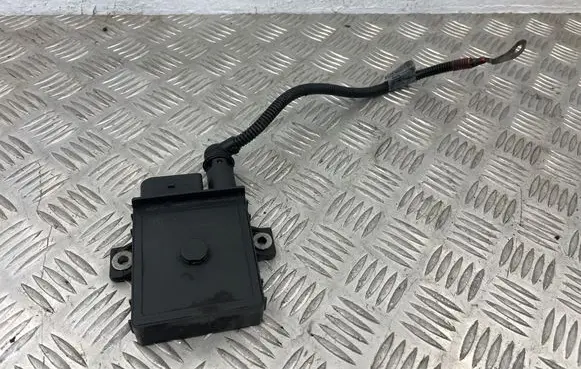 BMW 5 E60 E61 Glow plug pre-heat relay 7788327