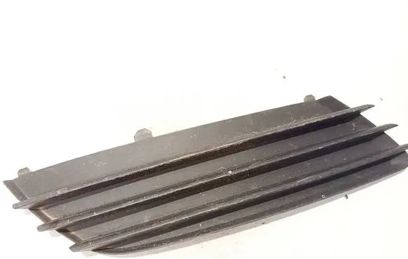 Opel Astra H Front bumper lower grill 375768702 13117251
