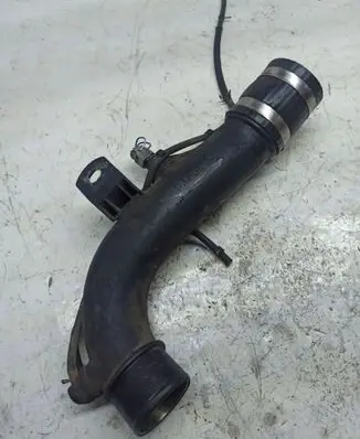 Toyota Corolla Verso AR10 Intercooler hose/pipe 173620R010