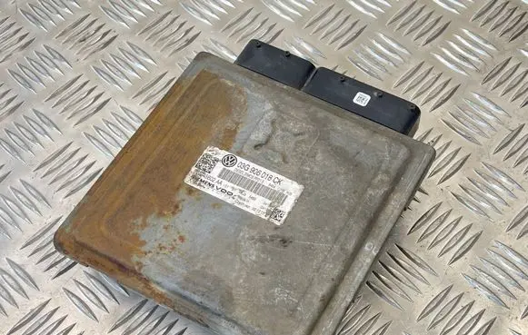 Volkswagen PASSAT B6 Engine control unit/module 03G906018CK