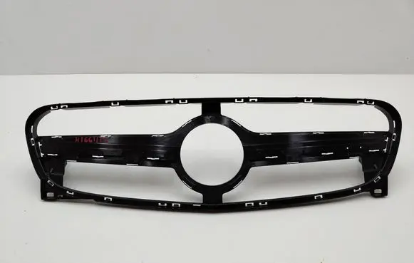 Mercedes-Benz GLA W156 X156 Front bumper upper radiator grill A1568880760