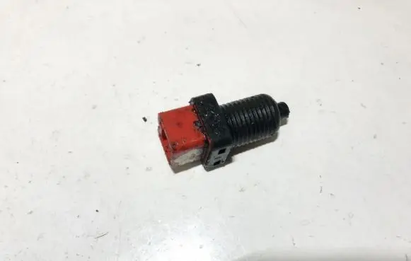Peugeot 807 Brake pedal sensor switch