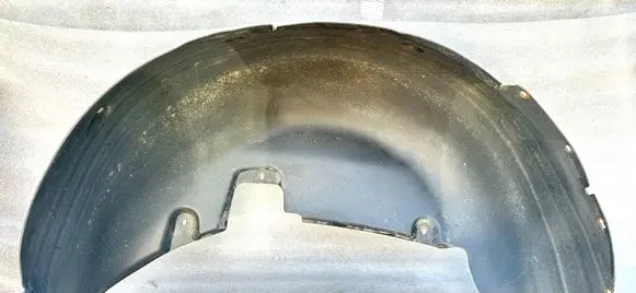 Volkswagen Touareg I Rear arch fender liner splash guards 7L6810971A