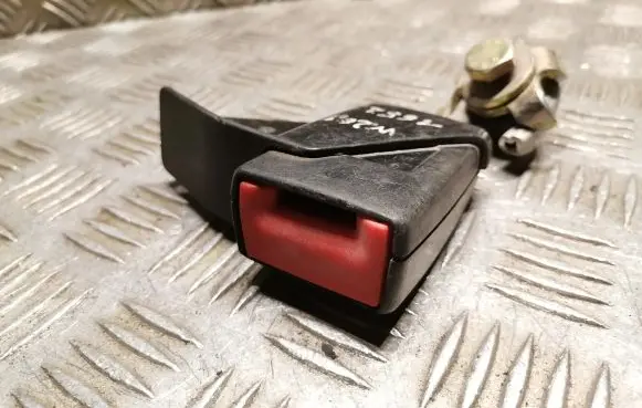 Mercedes-Benz CLK A208 C208 Rear seatbelt buckle 2088601769