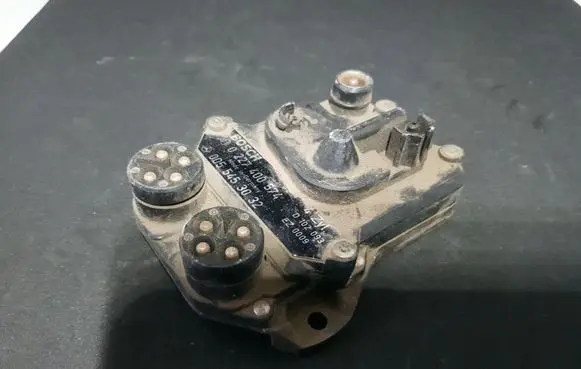 Mercedes-Benz 190 W201 Combustion control unit/module 0227400574