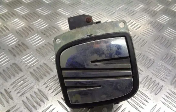 Seat Ibiza III (6L) Tailgate opening switch 