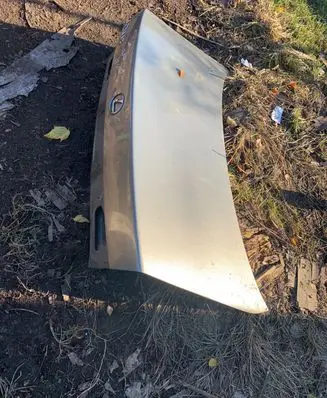 Lexus ES 250 - 300 - 330 Tailgate/trunk/boot lid