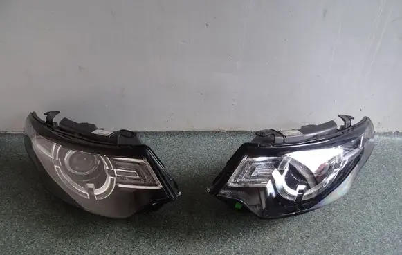 Land Rover Discovery Sport Headlights/headlamps set FK7213W029