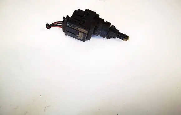 Volkswagen Polo IV 9N3 Brake pedal sensor switch 6q0945511