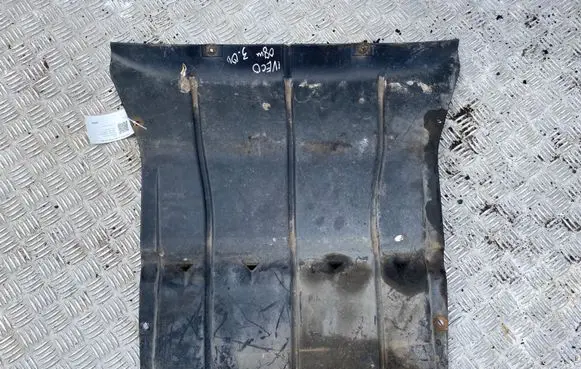 Iveco Daily 35 - 40.10 Engine splash shield/under tray 504080195 504080194