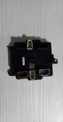 Tesla Model Y Door control unit/module 106205610B 0317H80016875