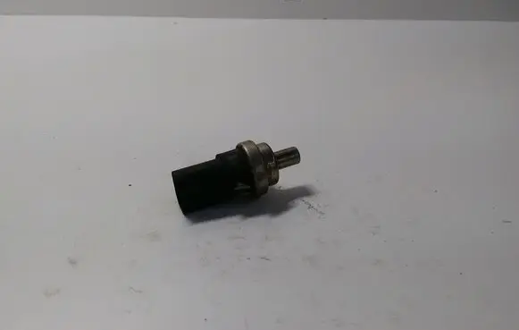 Volkswagen PASSAT B6 Coolant temperature sensor 269416