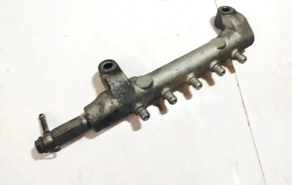 Nissan Pathfinder R51 Fuel main line pipe
