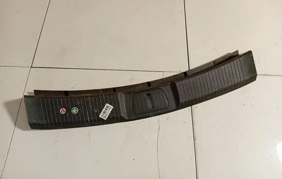 Opel Antara Other trunk/boot trim element AMP38189
