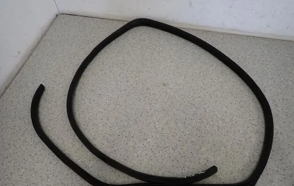 KIA Rio Rubber seal front door (on door) 