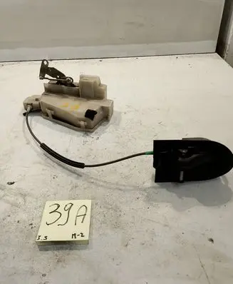 Renault Twingo I Front door lock 7700841139