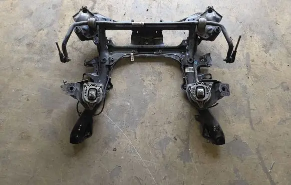 BMW 4 F36 Gran coupe Front subframe 6872123 31106872123