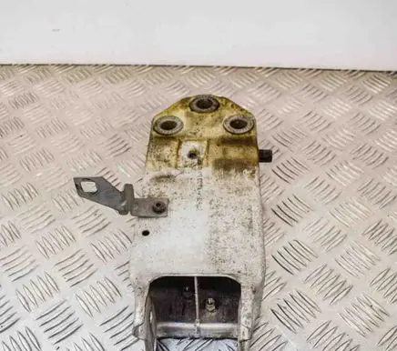 BMW 5 F10 F11 Front bumper shock/impact absorber 7247665