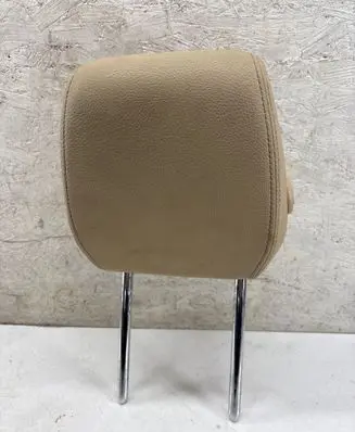 BMW 4 F36 Gran coupe Front seat headrest 