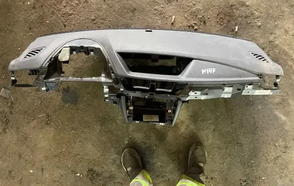 BMW X1 E84 Dashboard 56085715