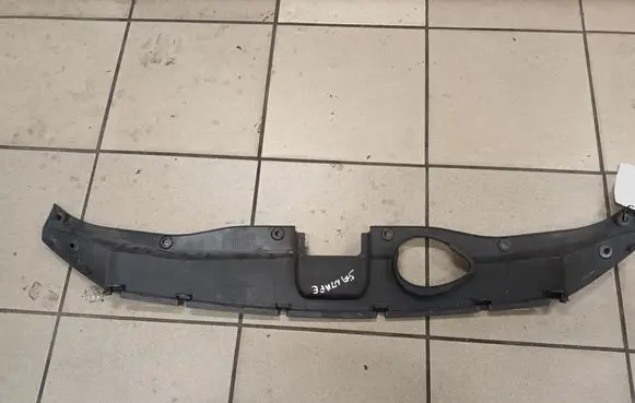Hyundai Santa Fe Radiator trim 863532B000