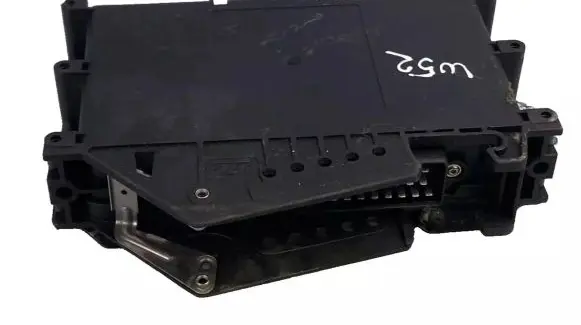 Volkswagen PASSAT B4 ABS control unit/module 1H0907379D