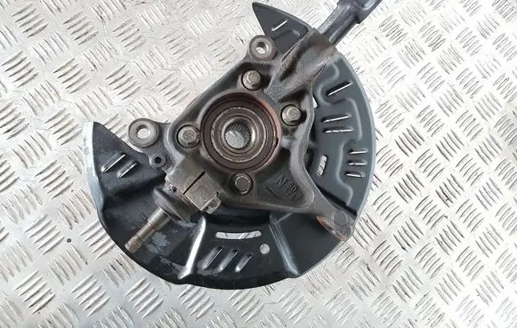 Subaru Forester SK Front wheel hub 28313FN030