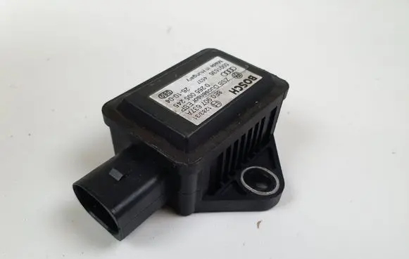 Audi A6 S6 C5 4B ESP acceleration yaw rate sensor 8E0907637A