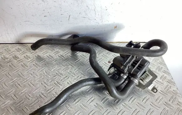BMW X5 E70 Coolant heater control valve 64128374995 1147412137
