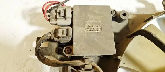 Mazda 5 Coolant fan relay 4993003330 499300-3330