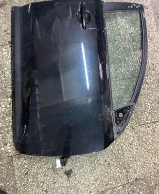 KIA Ceed Front door