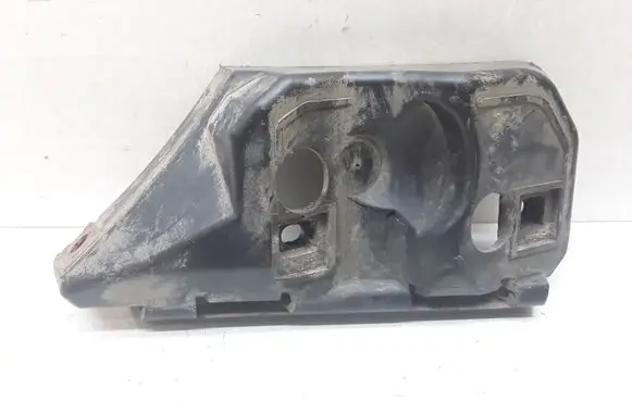 Volvo V50 Front bumper mounting bracket 30655875