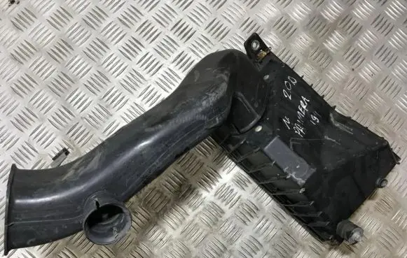 Nissan Primera Air filter box