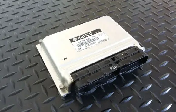 Hyundai Getz Engine control unit/module 9030930816F 3910626456 TFH7M40