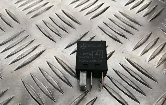 Mercedes-Benz Sprinter W906 Other relay 0035420219