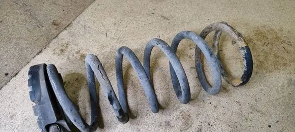 Ford Mondeo MK IV Rear coil spring