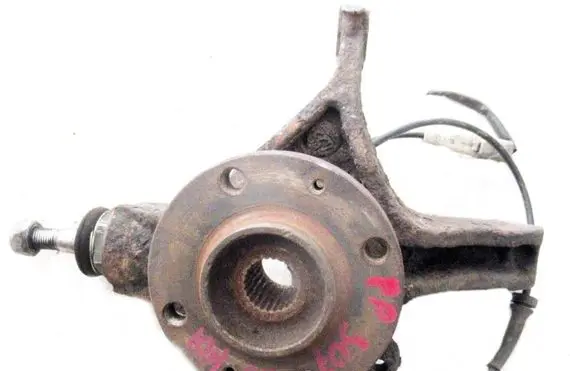 Peugeot 307 Front wheel hub spindle knuckle