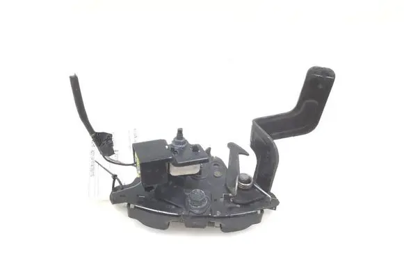 Nissan Juke I F15 Engine bonnet (hood) release handle 